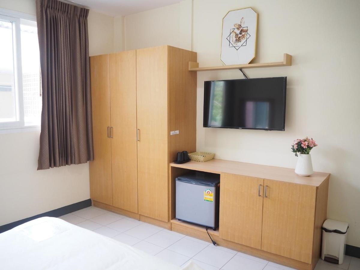 Nana Best Inn Hotel Makkasan Exteriör bild
