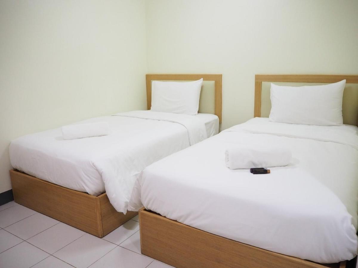 Nana Best Inn Hotel Makkasan Exteriör bild